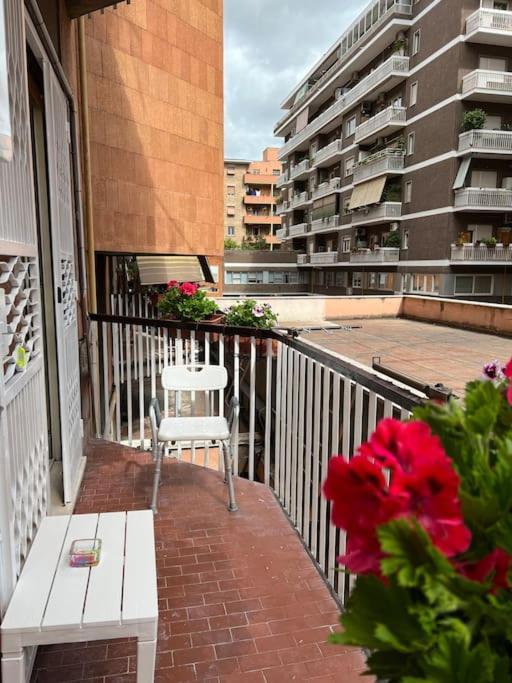3 Fermate Dal Colosseo - Casa Vacanze Elena - 50 M Da Metro Garbatella Рим Екстер'єр фото